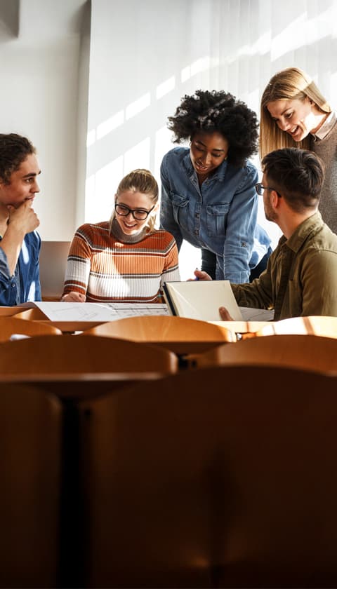 Contacta con nuestra academia de enseñanza en Vilagarcía